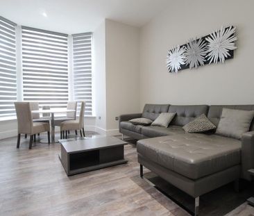 3 bedroom flat to rent - Photo 2