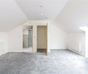 2 bedroom semi-detached house to rent - Photo 4