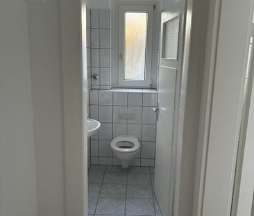 renovierte 2-Zimmer Wohnung in einem MFH gegenüber vom Bethesda Kra... - Foto 1