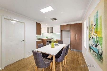 1/139 Waverley Road, Chadstone - Photo 3