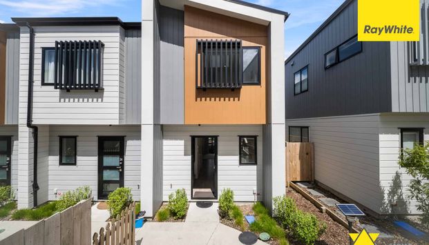 Modern Living with Spacious Indoor-Outdoor Flow in a Prime Location - Photo 1