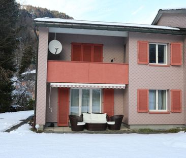 5.5 Zimmer Einfamilienhaus mit Garten und Garage in Linthal - Foto 3