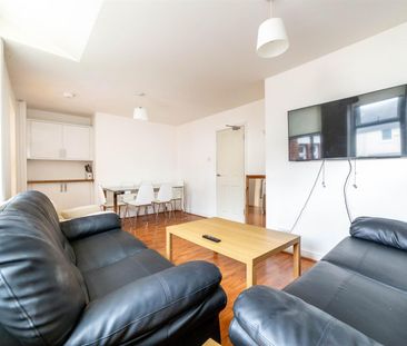 6 bed maisonette to rent in Goldspink Lane, Sandyford, NE2 - Photo 2