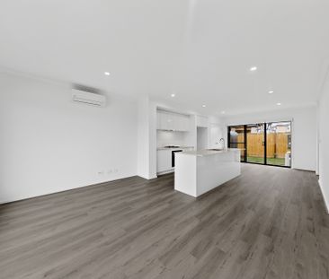 17 Cordata Road, Point Cook VIC 3030 - Townhouse For Rent | Domain - Photo 6