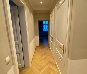 Altbau Mietwohnung 1040 Wien, Nähe Mayerhofgasse - Photo 4