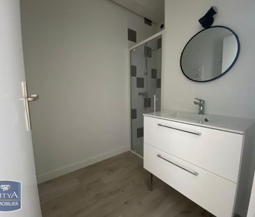 Location Appartement 2 pièces 47m² ST BENOIT 86280 - Photo 4