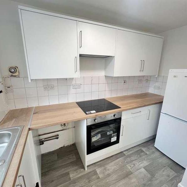 Reservoir Road, London, N14 - Photo 1
