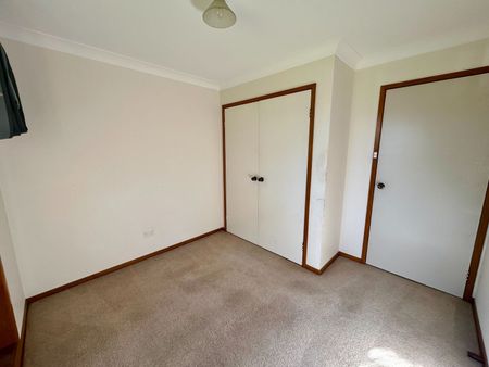 Home For Rent - Photo 3