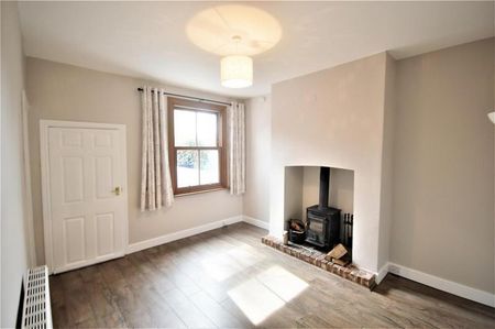 Greenall's Avenue, Warrington - Photo 3