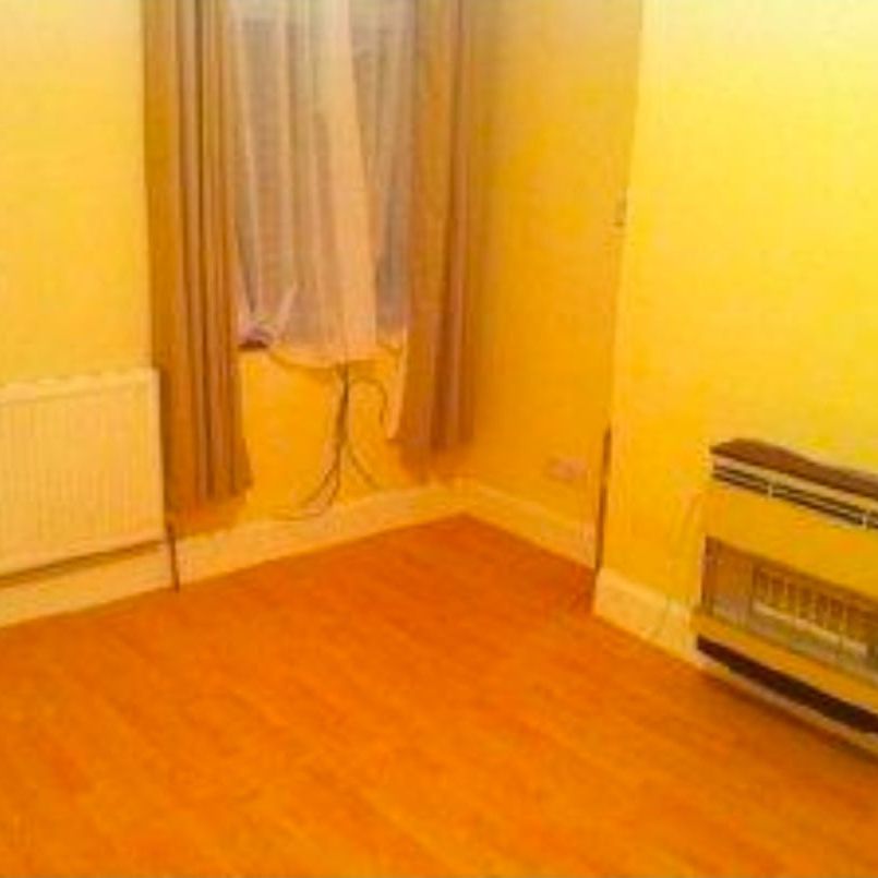 3 Bed Terraced House, Devana Road, LE2 - Photo 1