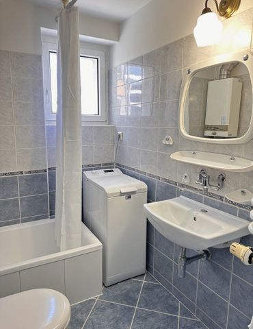 Kawalerka, Łazarz, Załęże, 1 piętro 28 m² - Photo 3