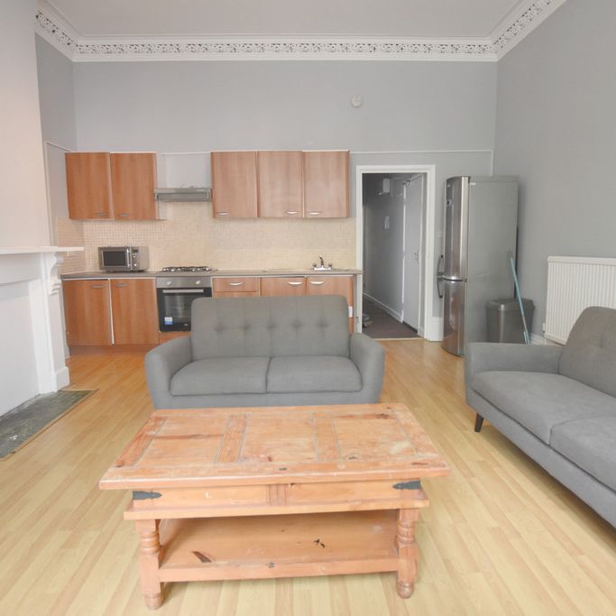 2 Bedroom Ground Floor Masionette - Photo 1