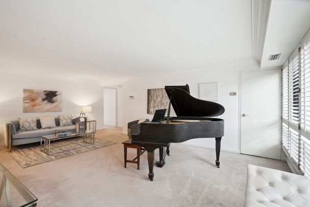 For Lease - 1400 Dixie Road Unit# 315, Mississauga, Ontario - Photo 1