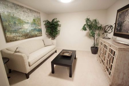 Blythwood Place - Photo 3