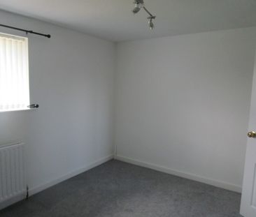 Lonsdale Walk, Orrell, Wigan, WN5 0DZ - Photo 2