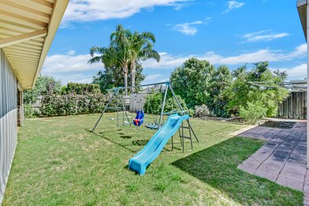 37 Braidwood Drive, Australind. - Photo 3