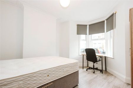 5 bedroom terraced house to rent - Photo 4