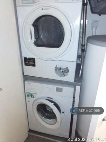 3 bedroom flat to rent - Photo 5