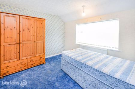 3 bedroom semi-detached house to rent - Photo 5