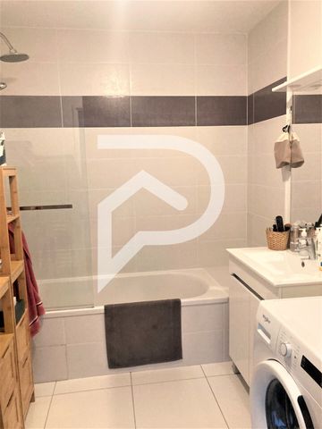 Location Appartement 2 pièces 42m² - Photo 5