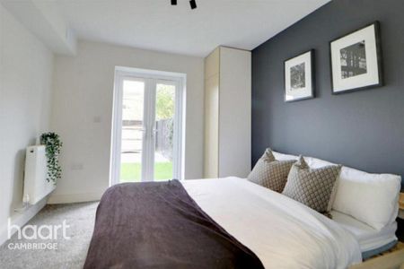 1 bedroom in a house share to rent - Photo 3