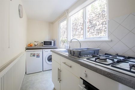 Debden Road, Saffron Walden - Photo 5