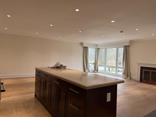For Lease - 220 Millard Avenue Unit# 1 (Front), Newmarket, Ontario - Photo 1