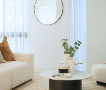 Modern Apartment in the Heart of Bondi Junction - Photo 4