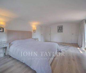 Maison à louer Mougins, Cote d'Azur, France8 500 EUR / Mois - Photo 4