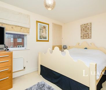 3 bedroom townhouse to rent - Photo 2