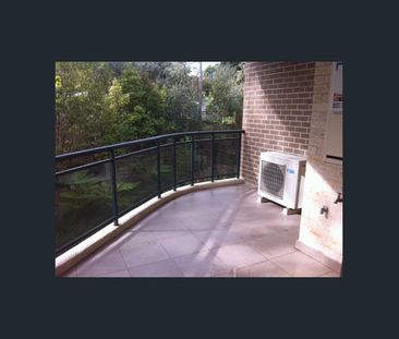 SPACIOUS 1 BEDROOM APARTMENT! - Photo 4