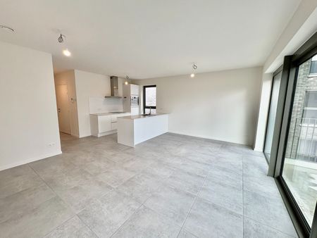 Twee-slaapkamer appartement incl parkeerplaats - Photo 3