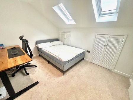 Cadogan House, Commercial Road - Photo 3