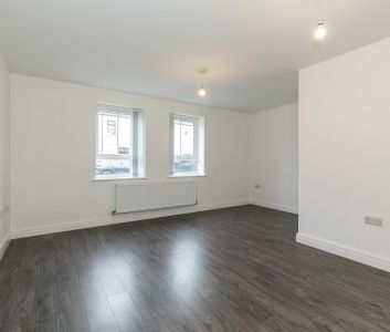 Preston Road, Standish, WN6 0NP - Photo 1