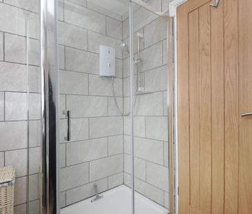 3 bedroom detached house to rent - Photo 5