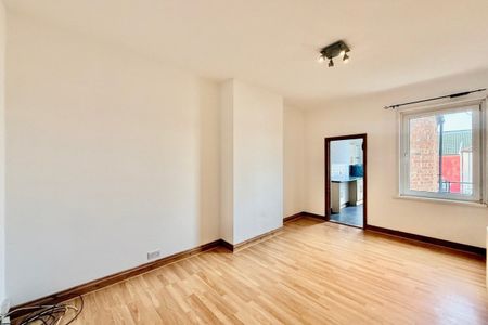 Laburnum Grove - Photo 2