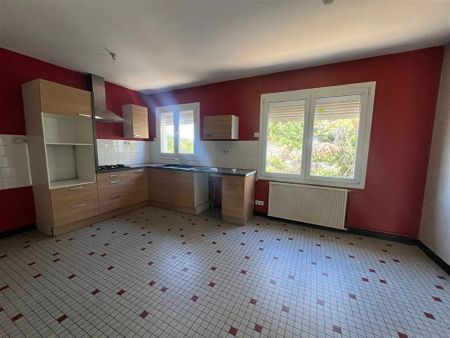Location appartement 4 pièces - 105.33m² à Niort (79000) - Photo 2