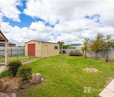 COMFORTABLE HOME IN A QUIET LAVINGTON LOCATION! - Photo 4