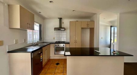 Four Bedroom Family Home in Handy Location - Photo 3