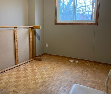 For Lease - 108 Mill Street, Brampton, Ontario - Photo 6