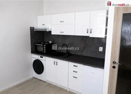 Pronájem bytu 1+kk, 20 m - Photo 3