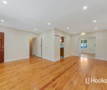 Family Home in Ideal Location - Photo 2