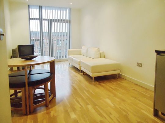 1 bedroom apartment to rent - Photo 1