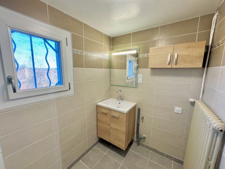 Location Maison 3 pièces 111m² VAISON LA ROMAINE 84110 - Photo 4