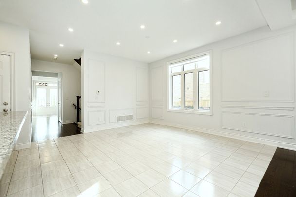 For Lease - 3134 Post Road, Oakville, Ontario - Photo 1