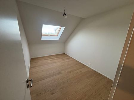 Appartement te huur - Foto 3