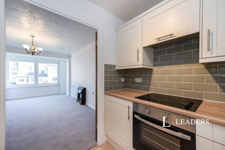 1 bedroom flat to rent - Photo 5