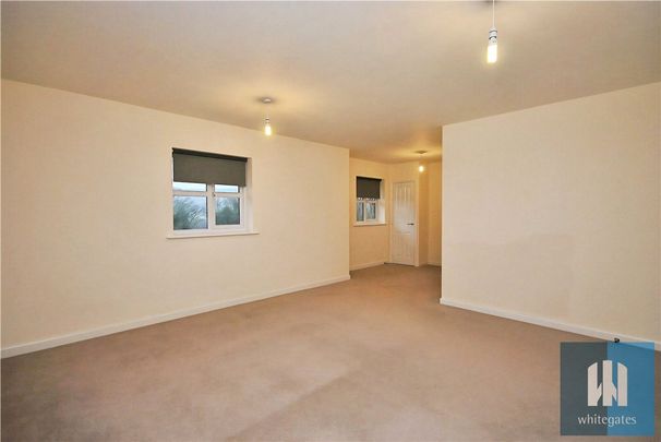 Marmaville Court, Mirfield, West Yorkshire, WF14 - Photo 1