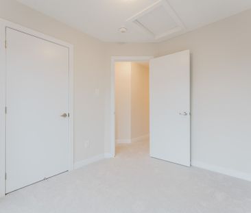 For Lease - 207 Speckled Alder Row, Barrhaven, Ontario - Photo 6