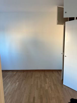 Lundbladsvägen, Eskilstuna - Photo 1